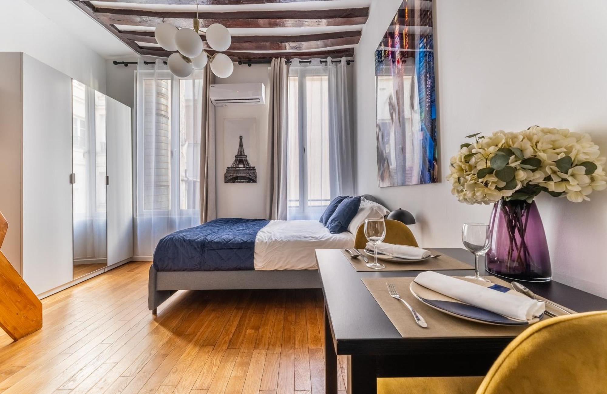 Charming Flat , Heart Of Appartement Parijs